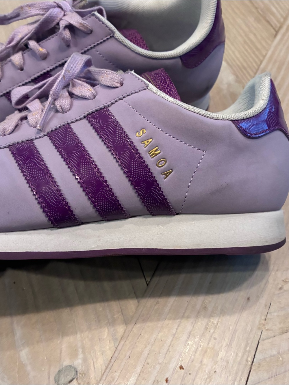 adidas Women’s Light Lavender and Deep Purple Samoa Sneakers - Picture 3 of 10